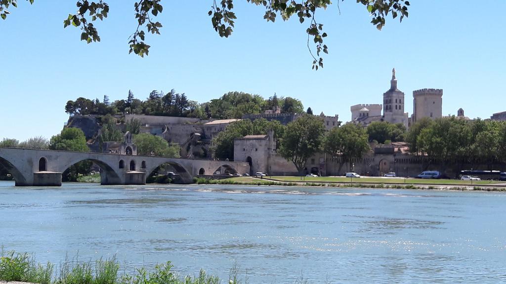 Appart Ensoleille Proche Remparts อาวีญง ภายนอก รูปภาพ